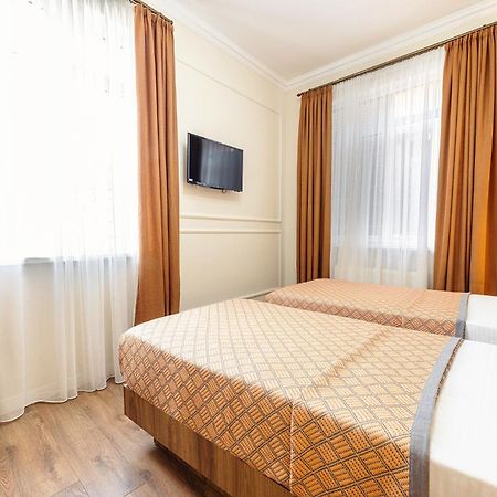 Boutique Hotel Manufactura ティビリシ エクステリア 写真