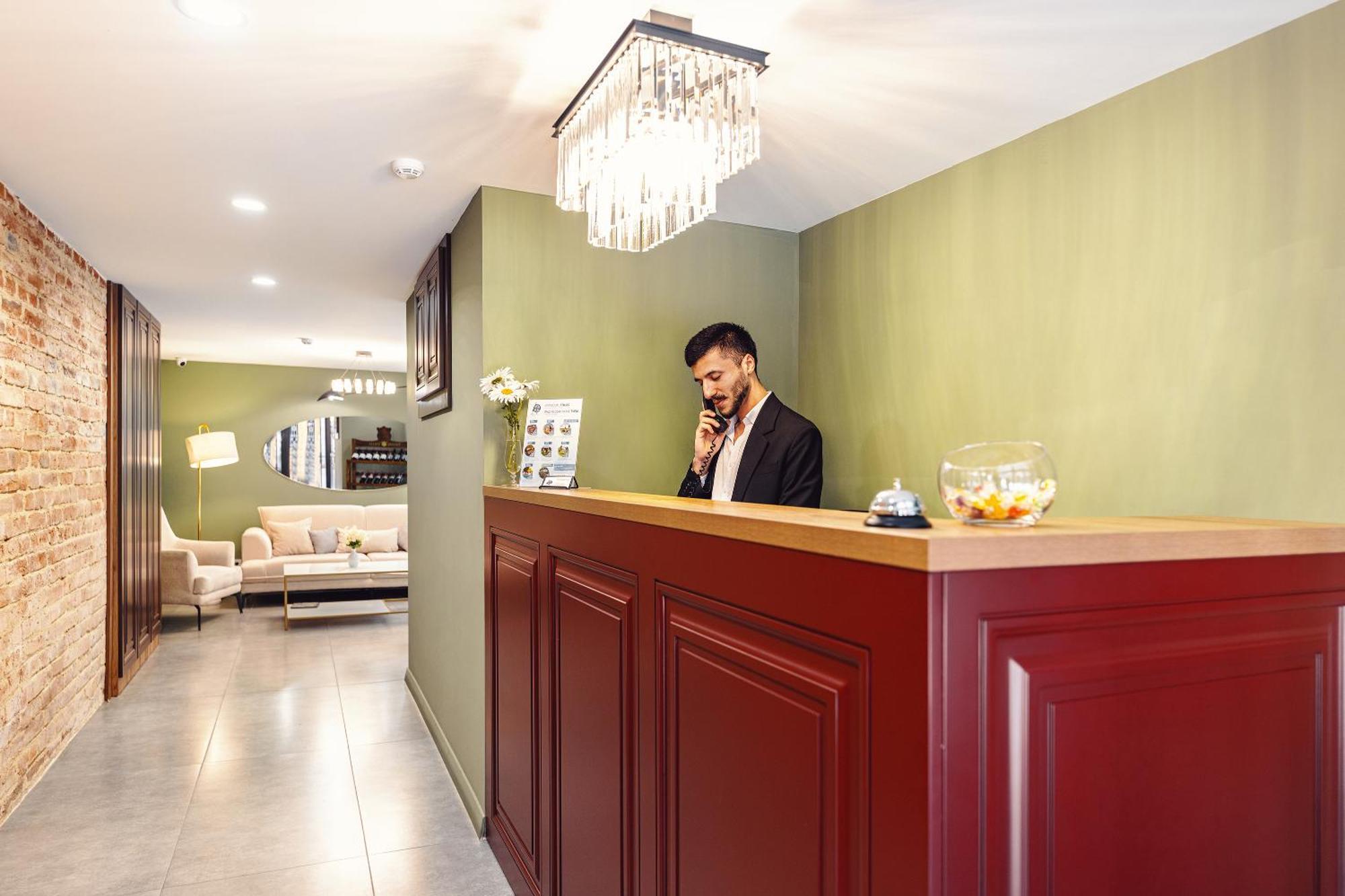 Boutique Hotel Manufactura ティビリシ エクステリア 写真