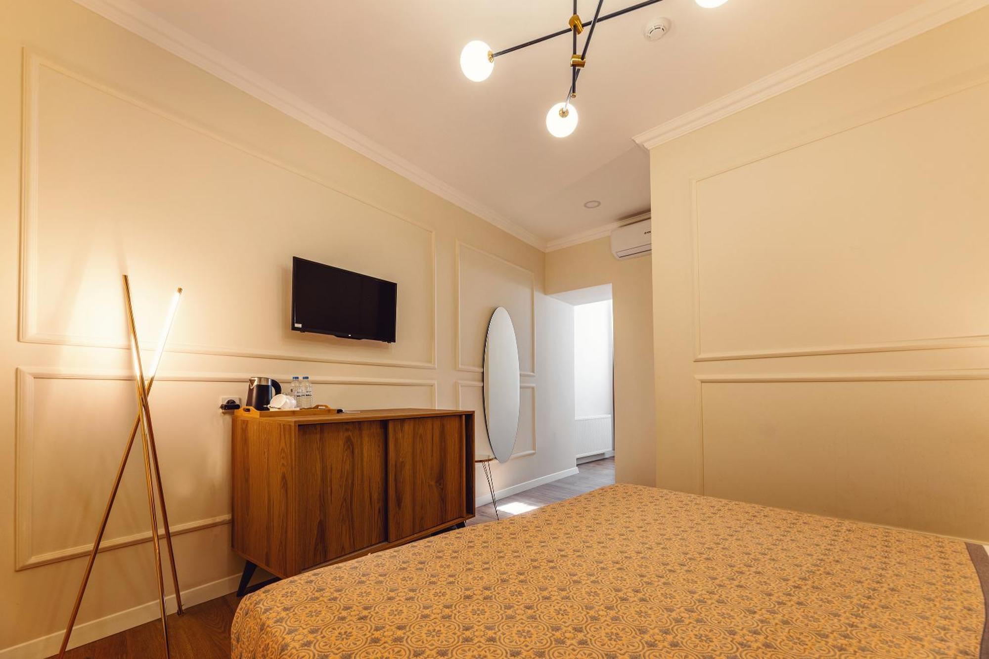 Boutique Hotel Manufactura ティビリシ エクステリア 写真