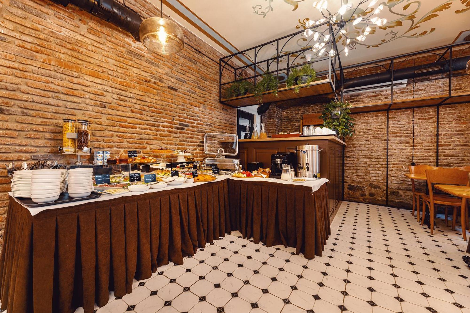Boutique Hotel Manufactura ティビリシ エクステリア 写真