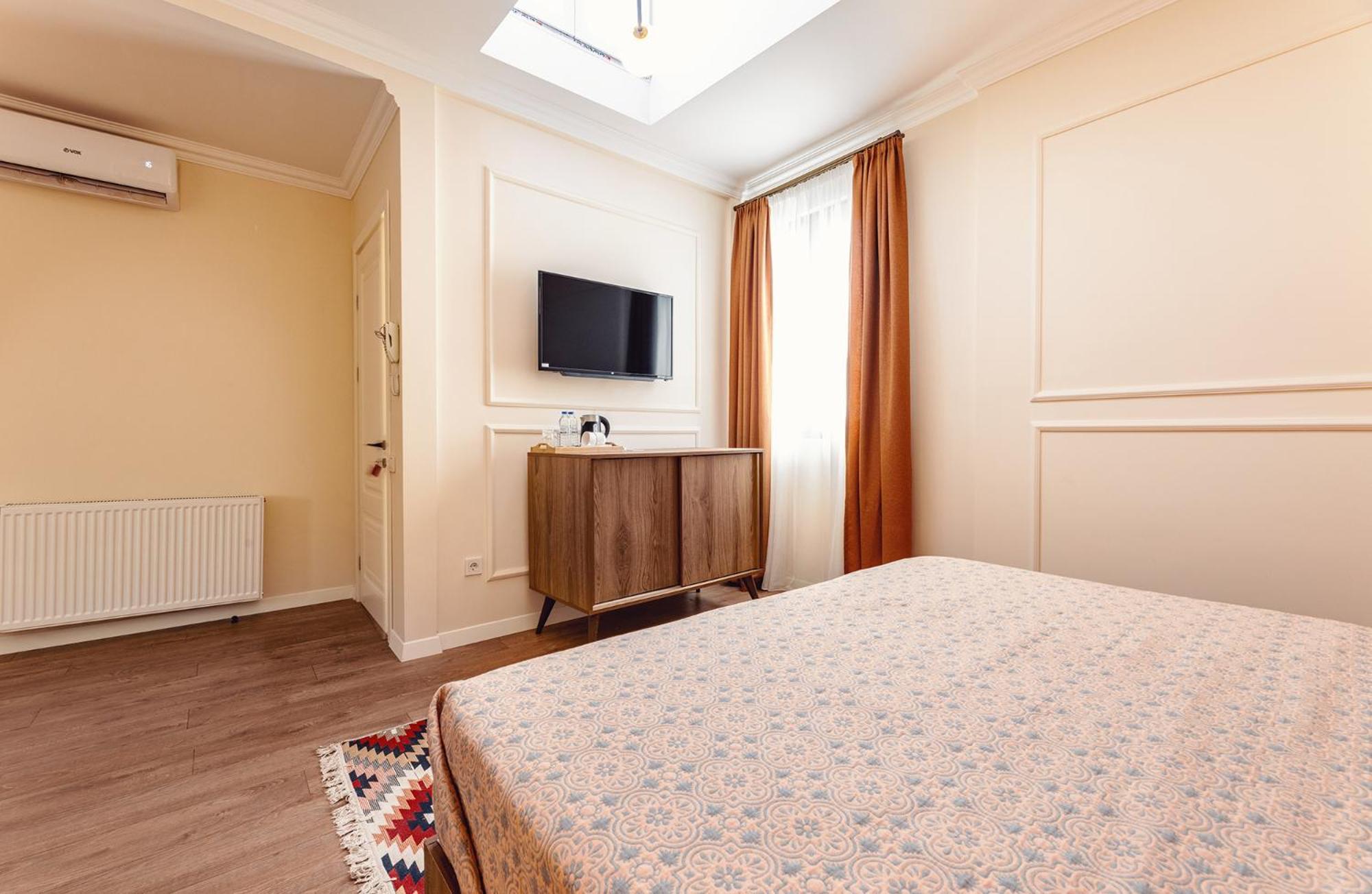 Boutique Hotel Manufactura ティビリシ エクステリア 写真