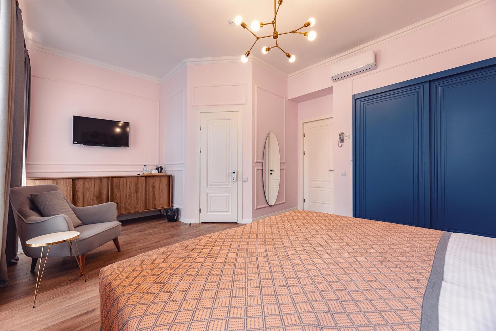 Boutique Hotel Manufactura ティビリシ エクステリア 写真